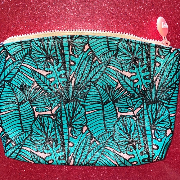 3/$10 Ipsy Glam Bag New Unused July 2019 TROPICAL Palm Teal Green Pink Zip Bag - Picture 1 of 5